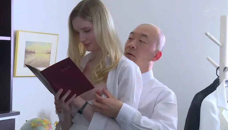 Người vợ chấp nhận làm tình nhân cho đối tác của người chồng để trả nợ