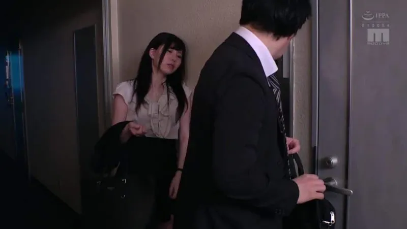 Bà xã nhà sát bên nhận nhầm tôi là người chồng trong một hôm say xỉn