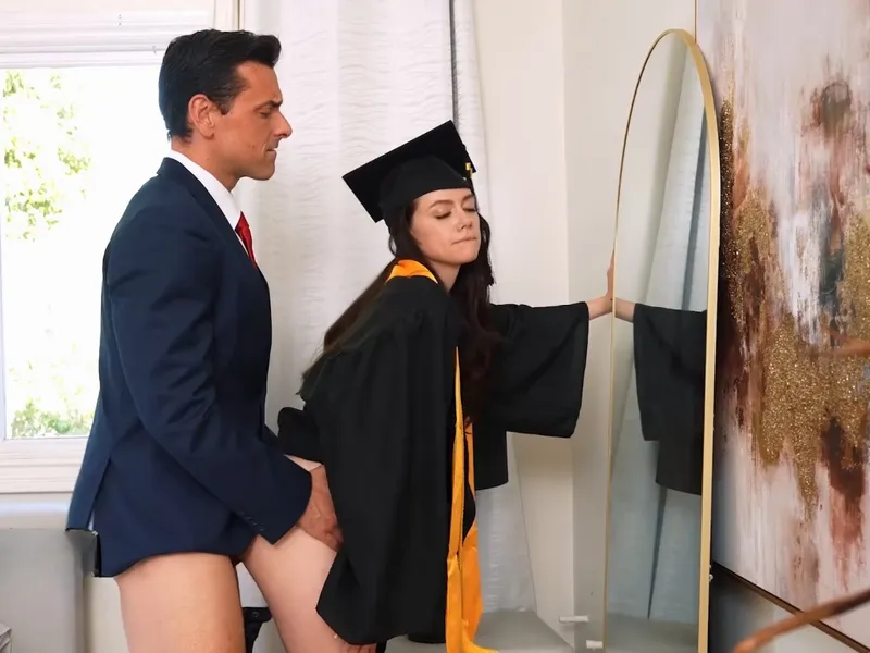 Cha dượng doggy con mèo nhỏ tinh rớt đầy sàn